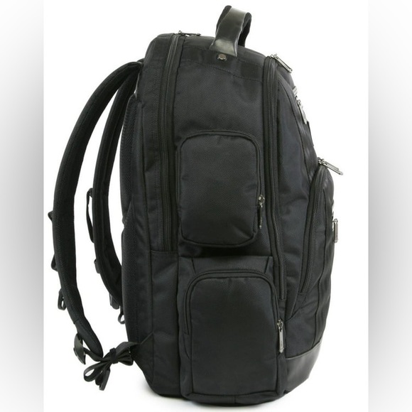 ORIGINAL PENGUIN 9 Pocket Laptop Backpack Padded back & straps - Black - Picture 2 of 16